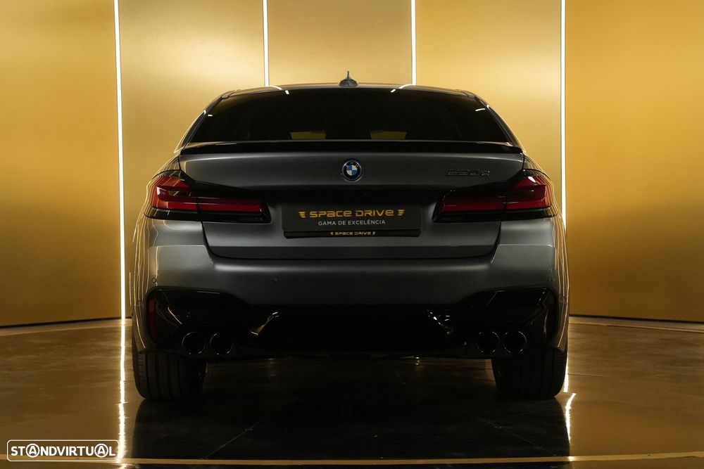 BMW 520 e Pack M - 16