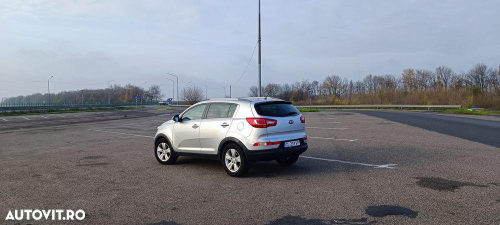 Kia Sportage 1.7 DSL MT 4x2 STYLE - 4