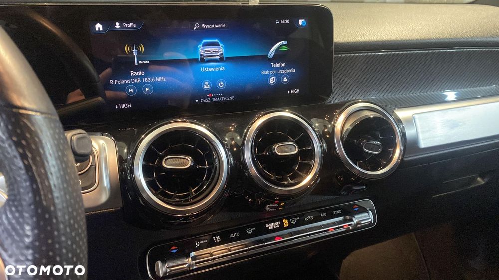 Mercedes-Benz GLB 200 AMG Line 7G-DCT - 20