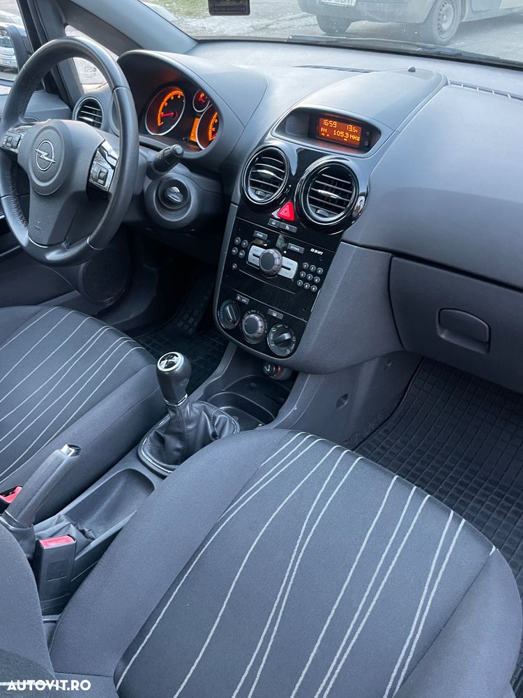 Opel Corsa - 8