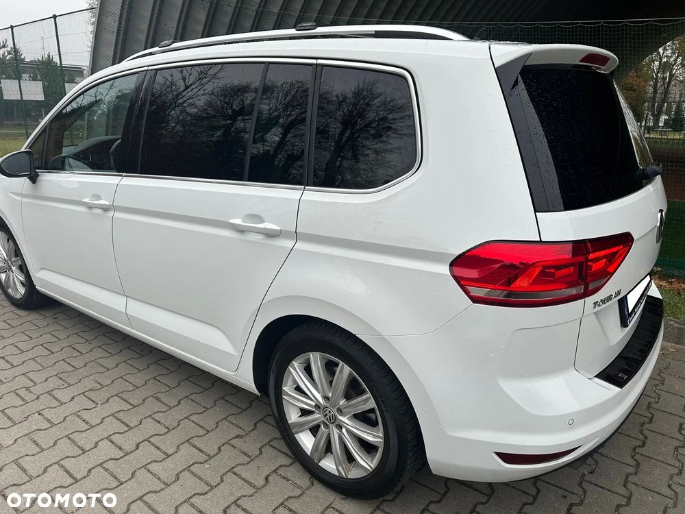 Volkswagen Touran - 5