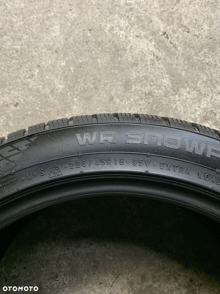 1x Opona Nokian 225/45 R18 95v wr snowproof - 3