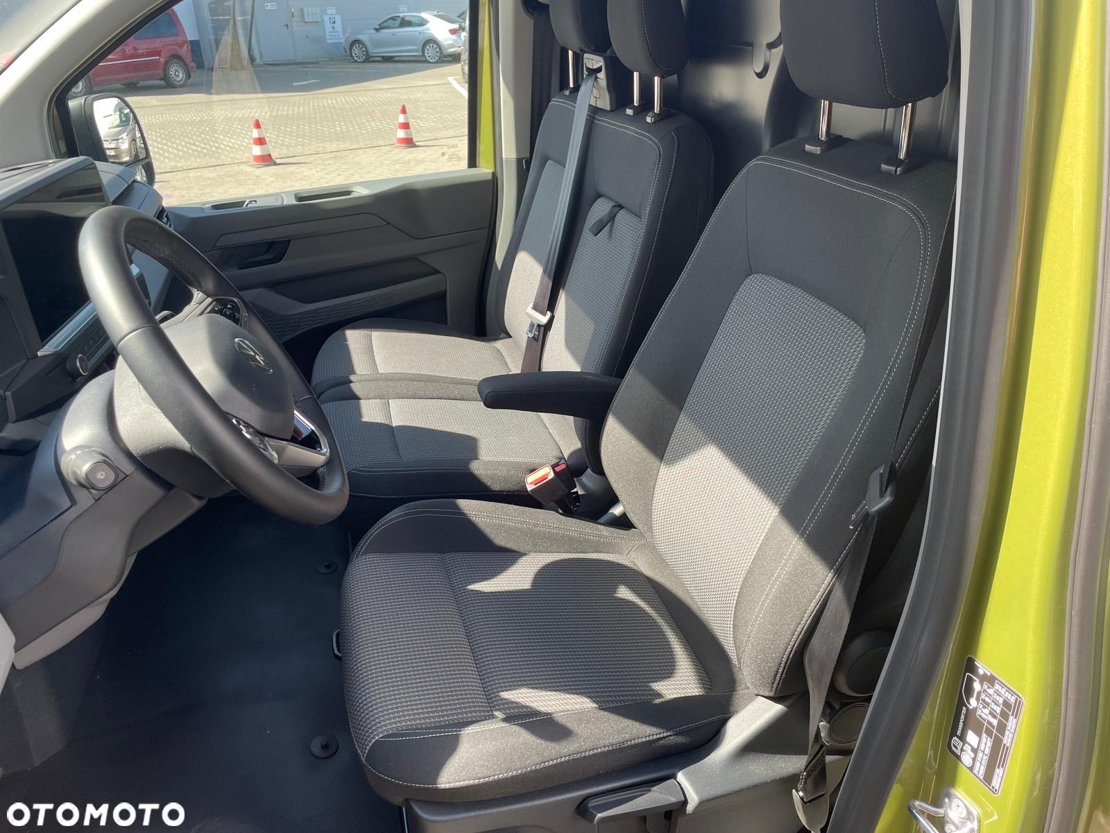 Volkswagen Transporter T7 - 10