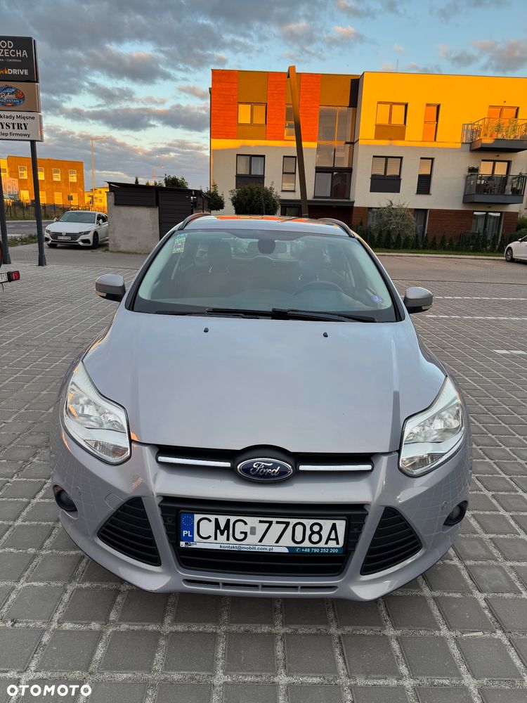 Ford Focus 1.0 EcoBoost STart-Stopp-System TITANIUM - 2