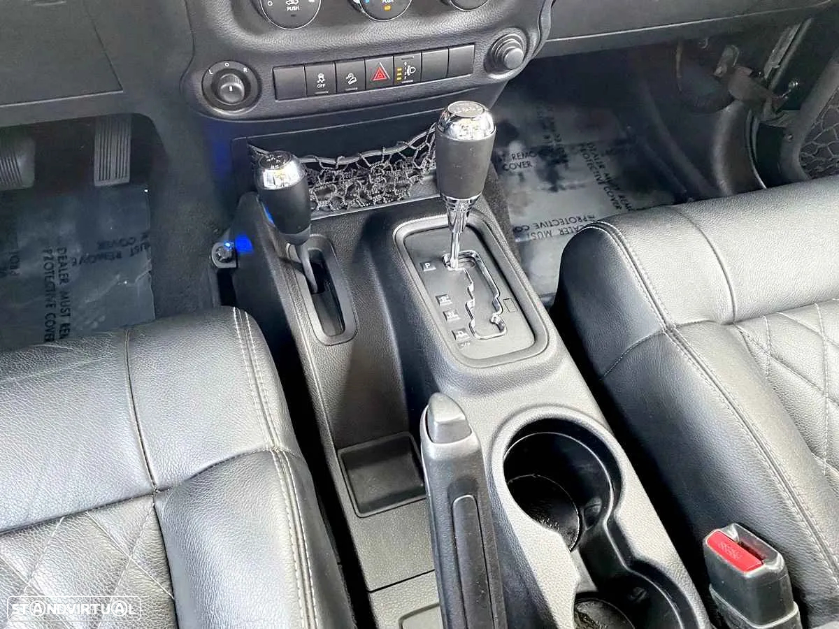 Jeep Wrangler - 18
