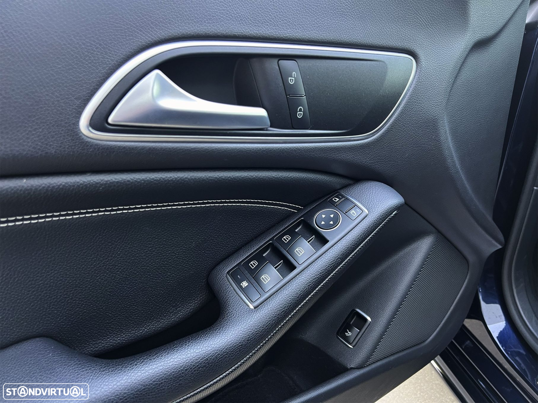 Mercedes-Benz CLA 180 d Urban - 13