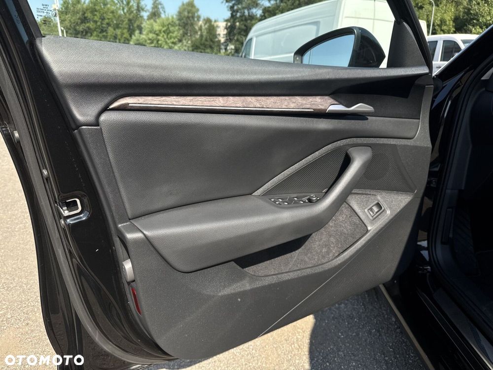 Skoda Superb 2.0 TDI SCR 4x4 L&K DSG - 20