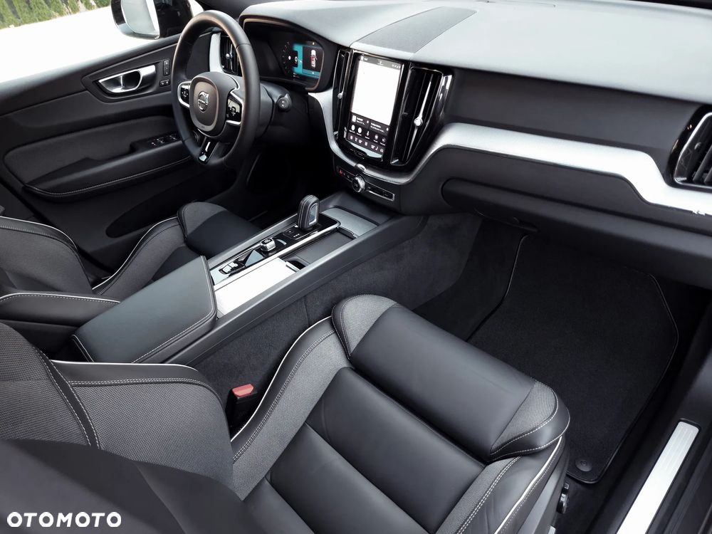 Volvo XC 60 B4 D Geartronic RDesign - 15