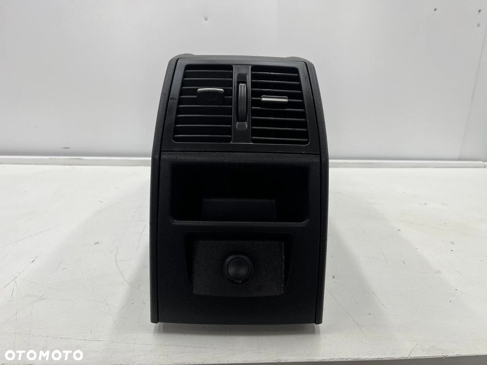 Tunel środkowy Opel Zafira B 05-14r. uchwyt na kubki tylne kratki nawiewu EU 13144422 - 3