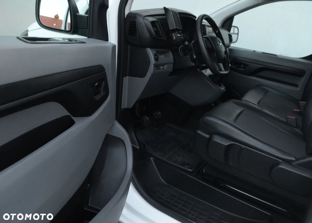 Opel Vivaro - 20