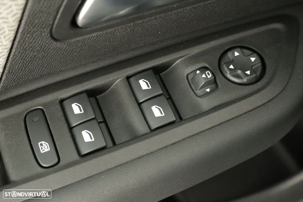 Citroën C4 1.2 PureTech Plus EAT8 - 20