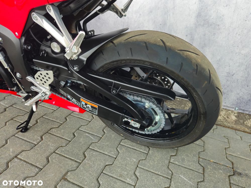 Honda CBR - 24
