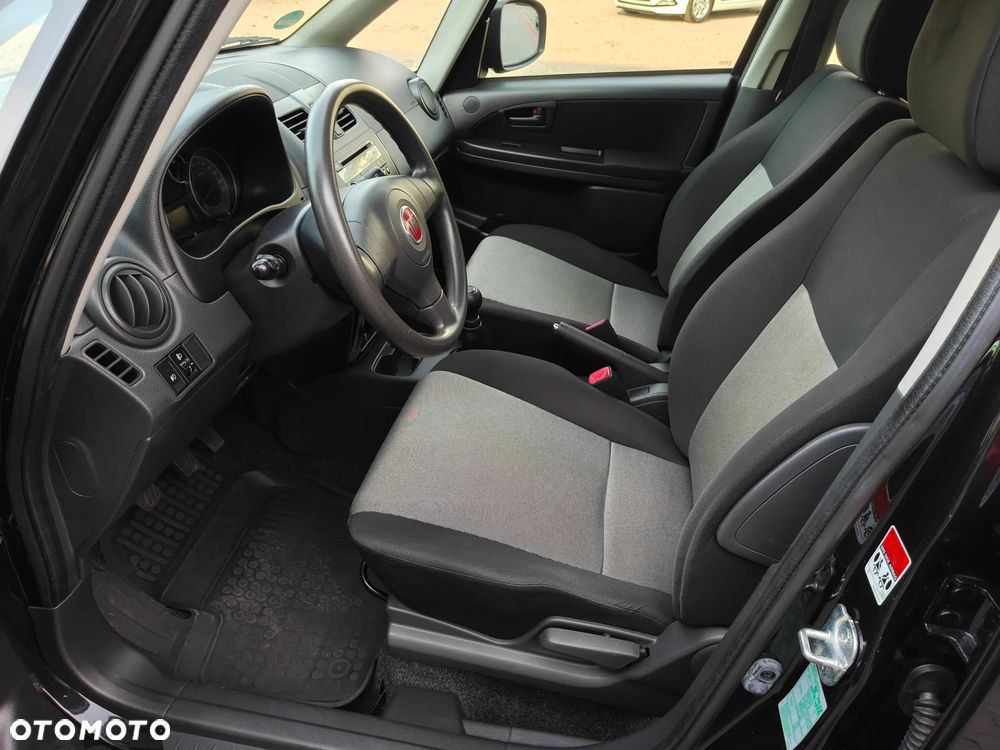 Fiat Sedici - 7