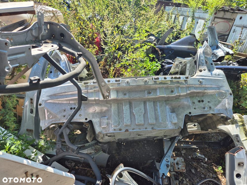 PAS TYLNY PODGŁOGA BAGAŻNIKA LEXUS LS460 LS600H 20016-2017 - 1