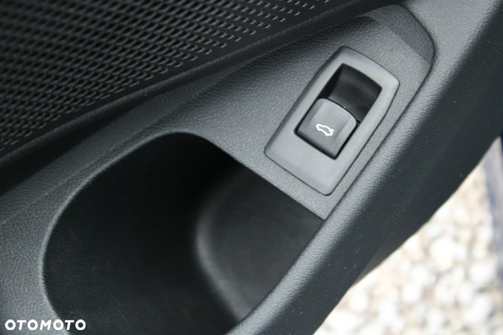 BMW Seria 3 - 22