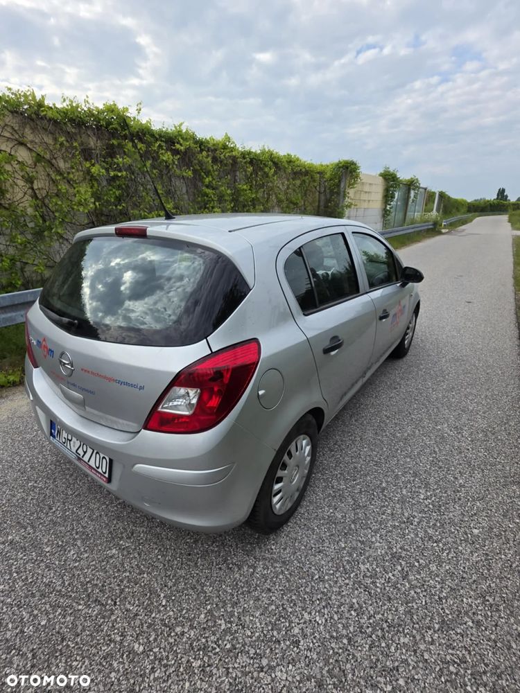 Opel Corsa - 3