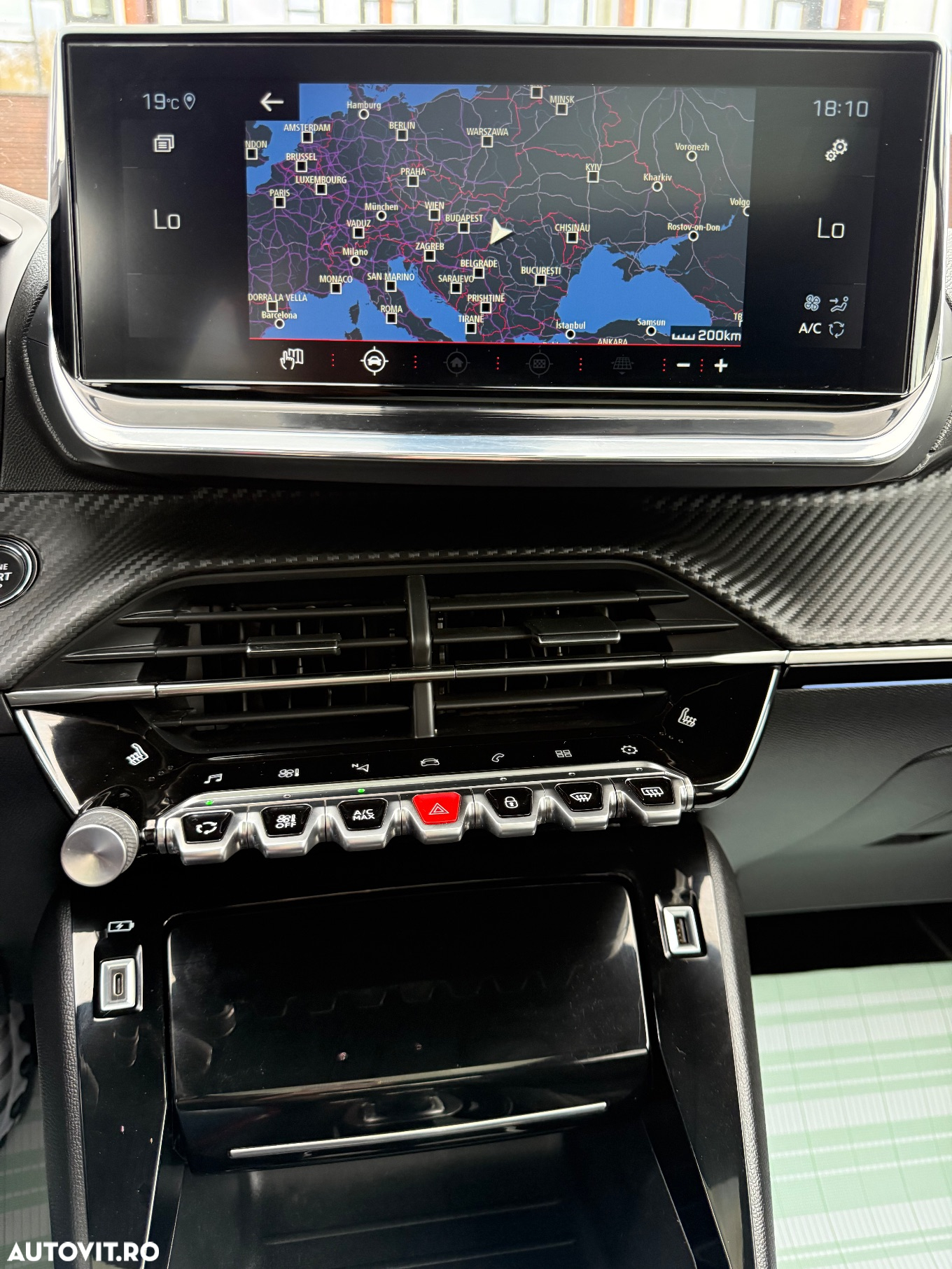 Peugeot 2008 BlueHDi 130 EAT8 Allure Pack - 18