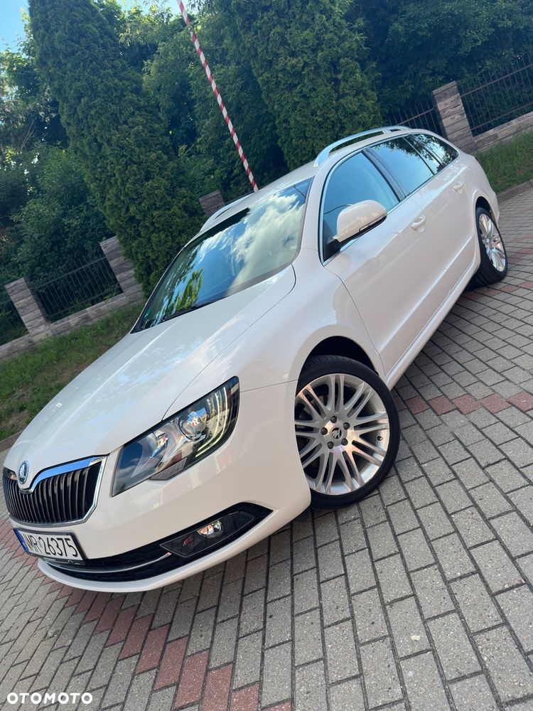 Skoda Superb 2.0 TDI DSG Exclusive - 21