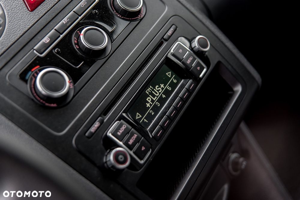 Volkswagen Caddy - 31