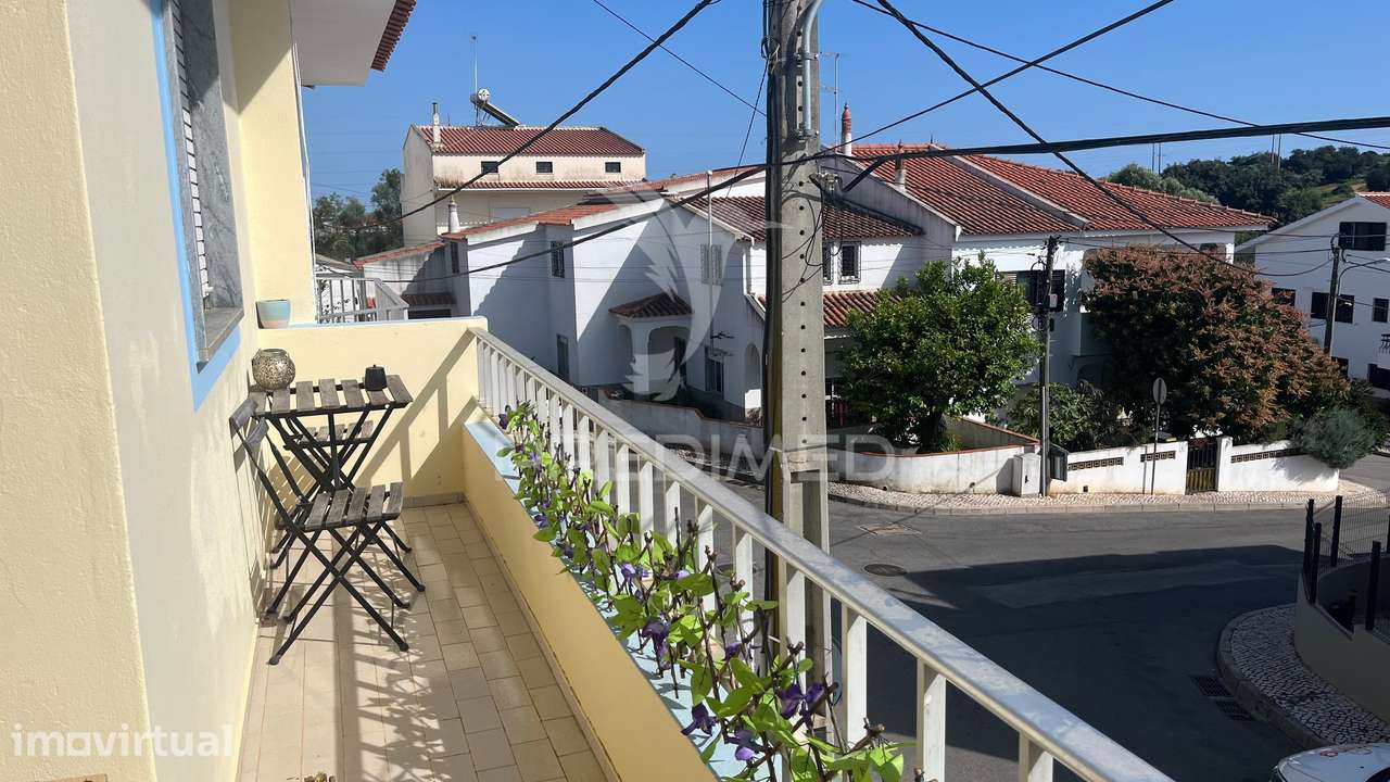 Moradia T3 com Armazém/ Garagem, Anexo e Terraço em Portimão – Gran... - Grande imagem: 2/37