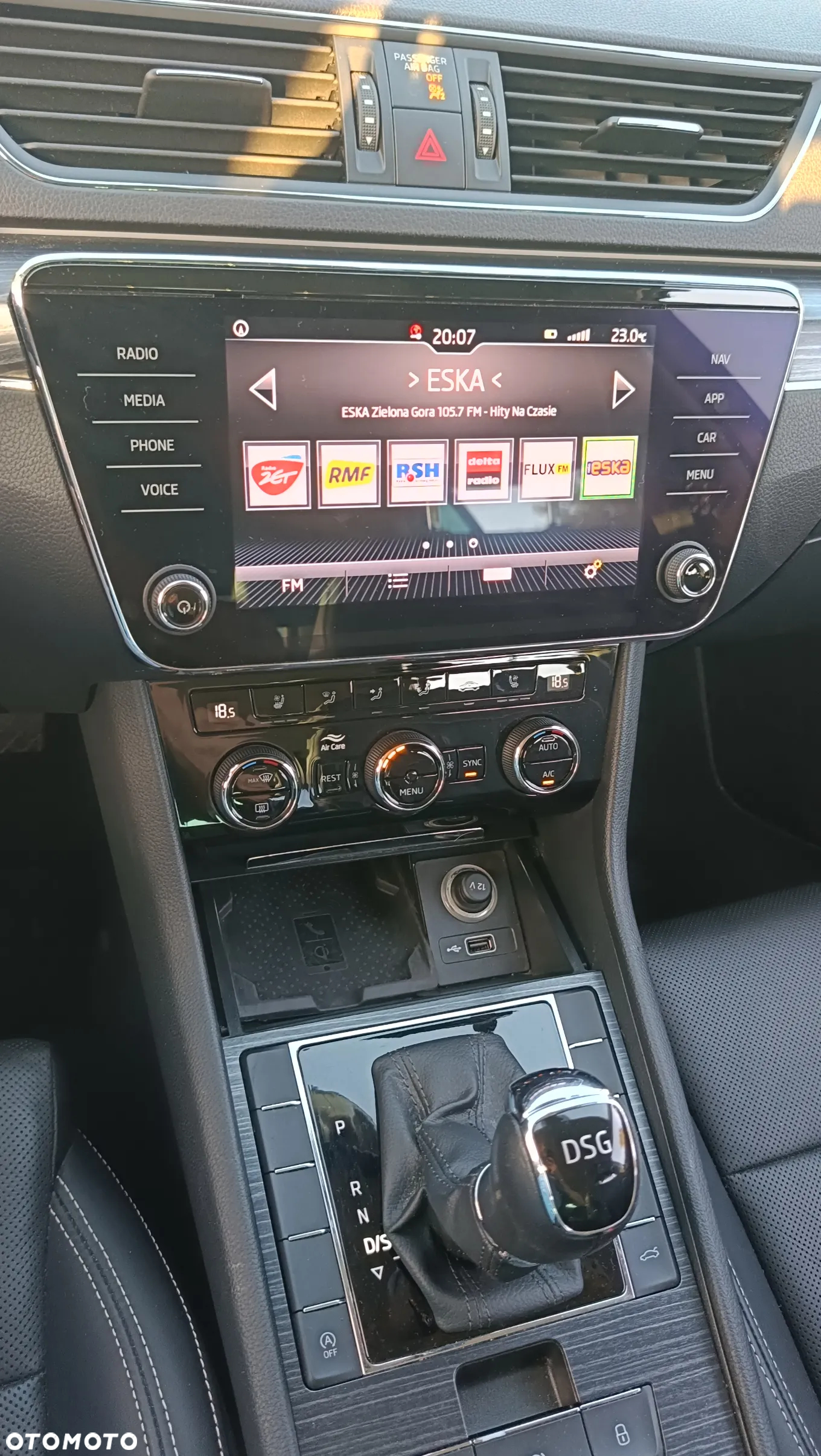 Skoda Superb Combi 2.0 TDI DSG Premium Edition - 27