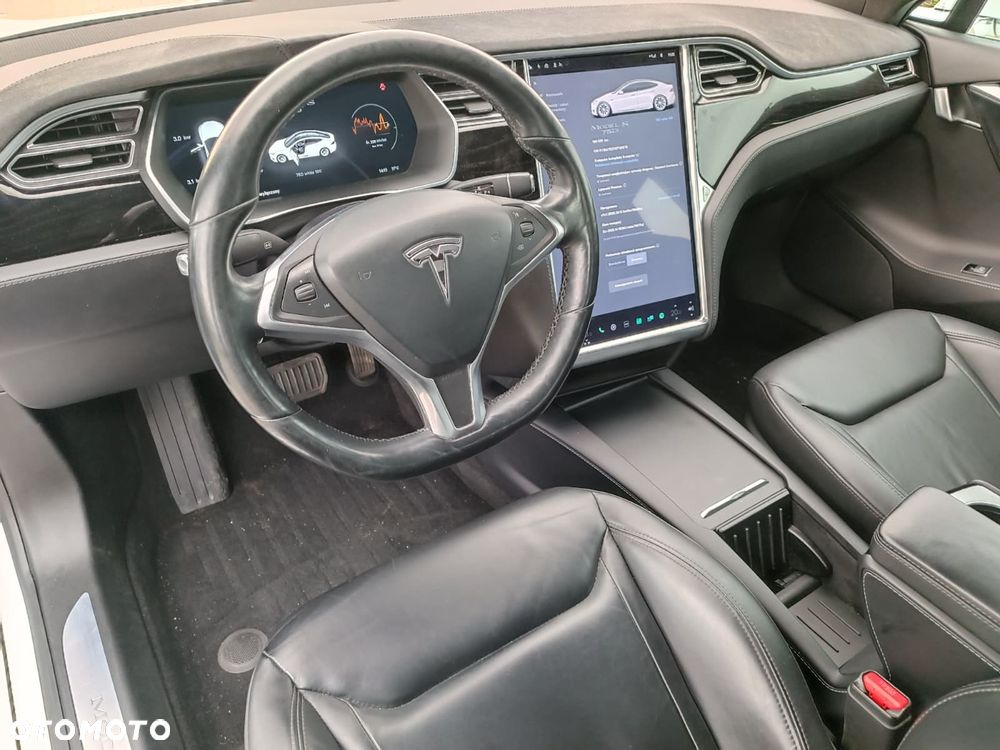 Tesla Model S Long Range Plus - 15