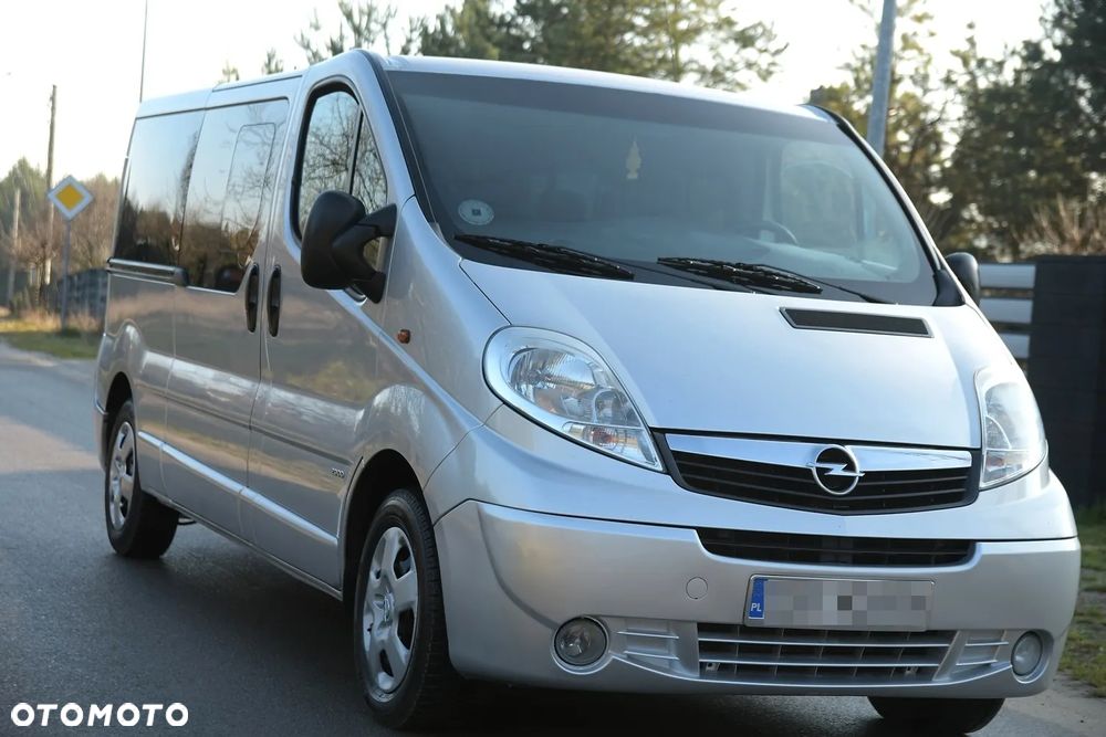 Opel Vivaro - 2
