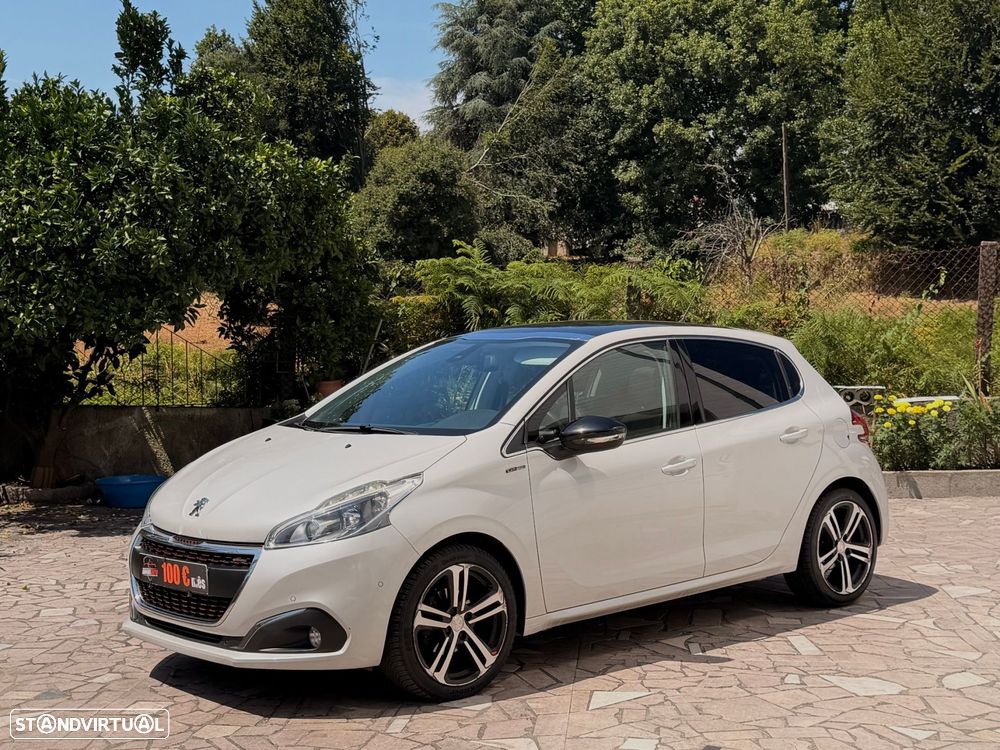 Peugeot 208 1.2 PureTech GT Line - 5