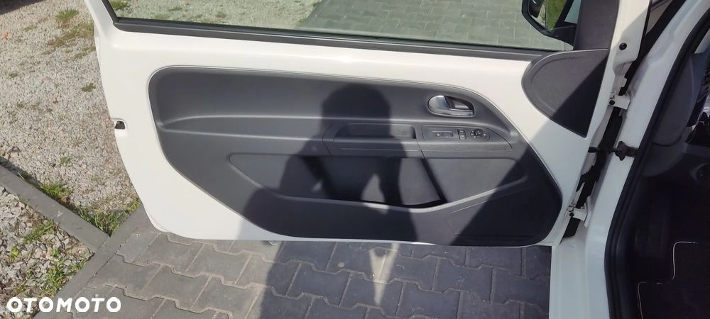 Volkswagen up! ASG high - 28