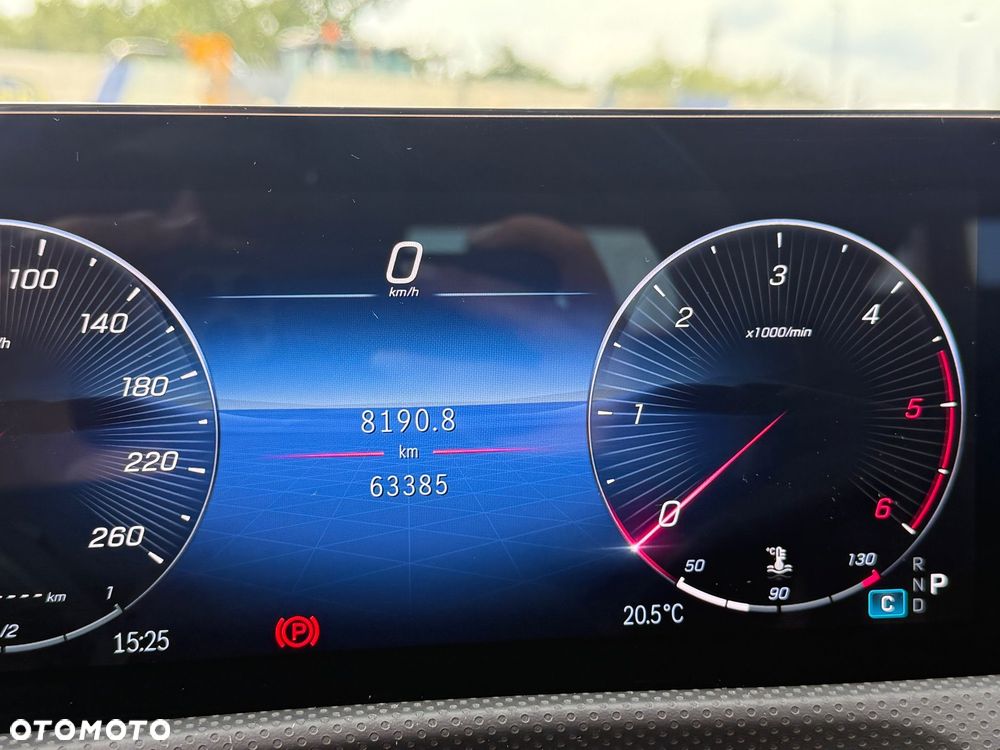 Mercedes-Benz CLA - 11