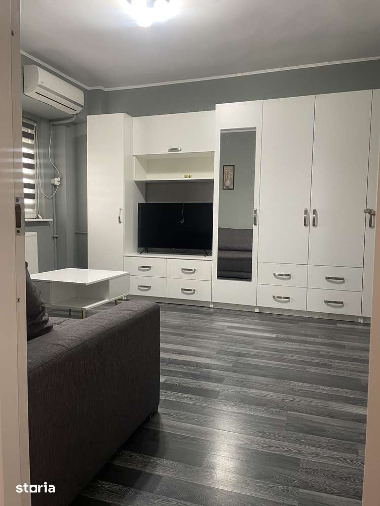 Garsonieră de închiriat, 34 mp, balcon și lift Ostroveni — fotografia 1