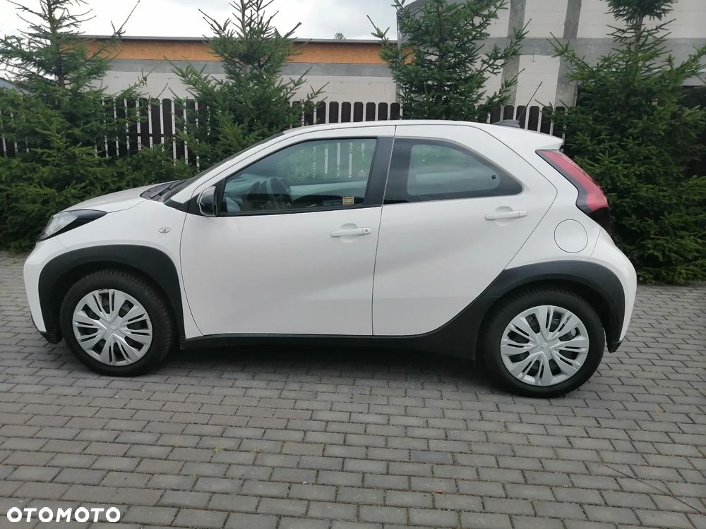 Toyota Aygo x.shift x-play connect - 6