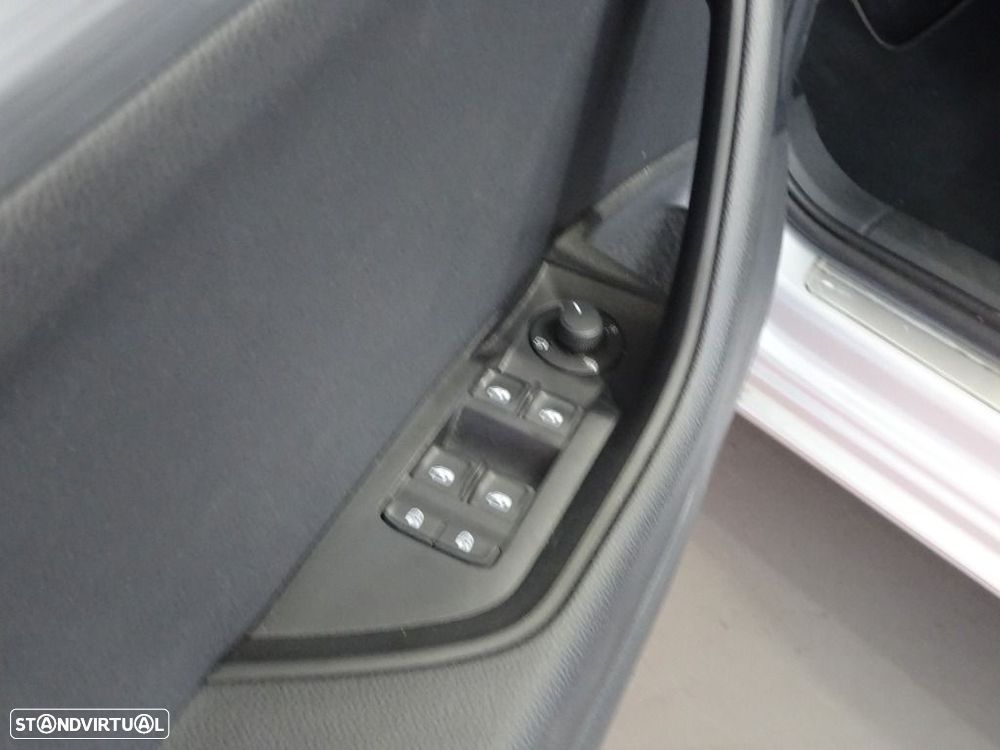 Skoda Superb Break 2.0 TDI Ambition DSG - 9