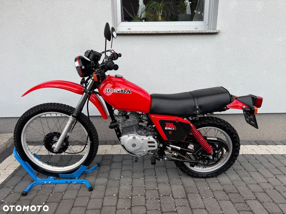 Honda XL - 4