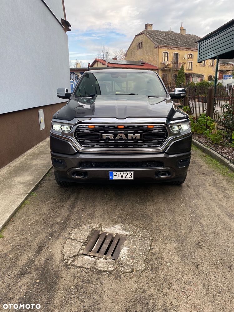 RAM 1500 Crew Cab Limited - 2