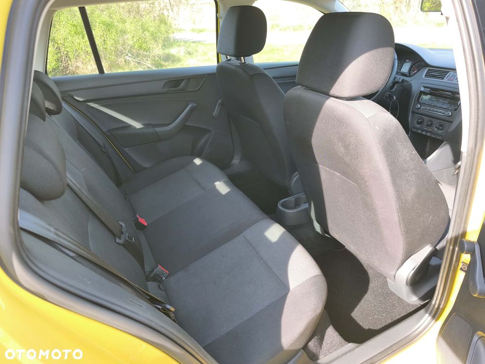 Skoda RAPID 1.6 TDI Cool Edition - 14