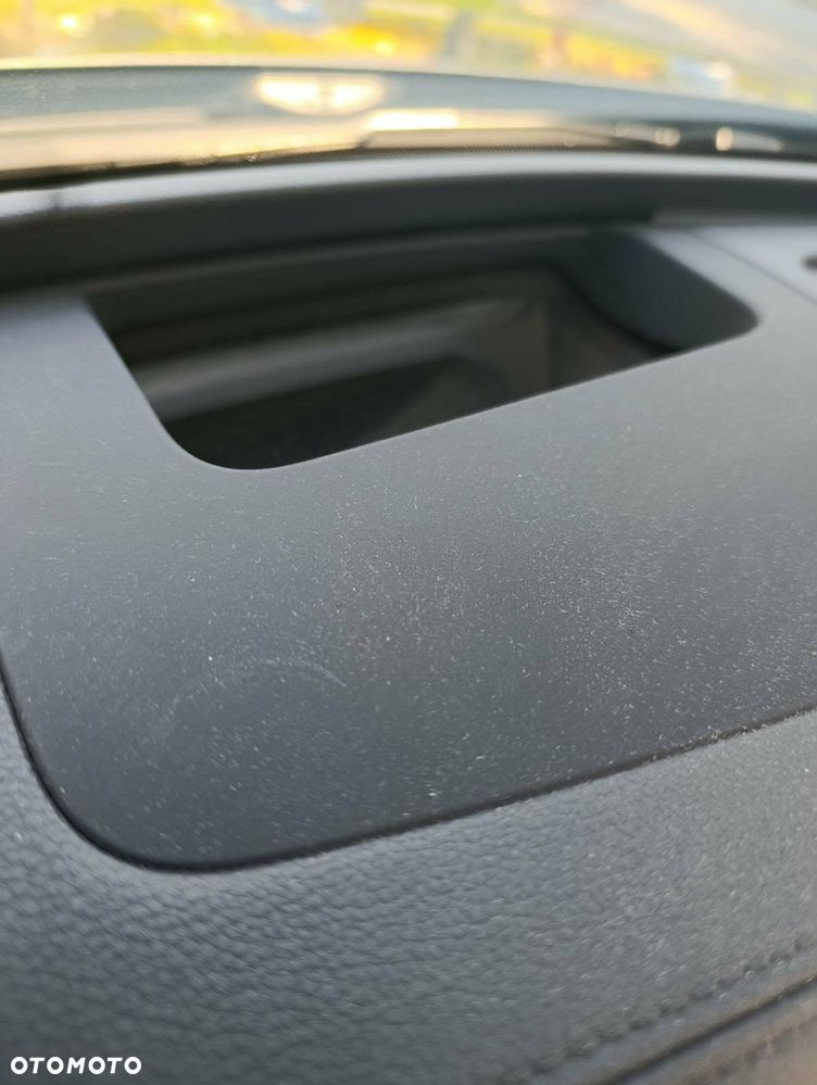 Volkswagen Passat Variant 1.5 TSI ACT mHEV Elegance DSG - 23