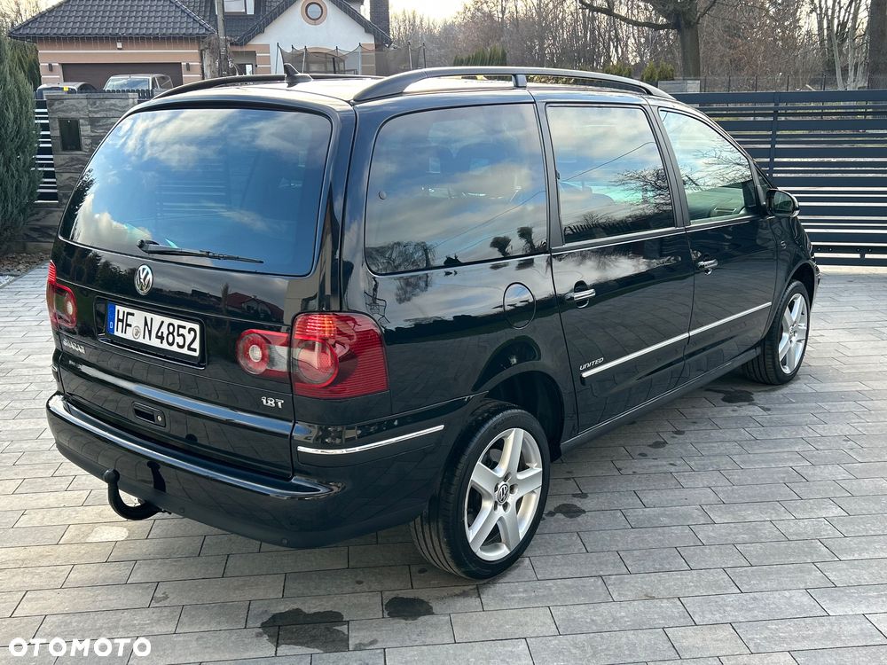 Volkswagen Sharan 1.8T Highline - 3
