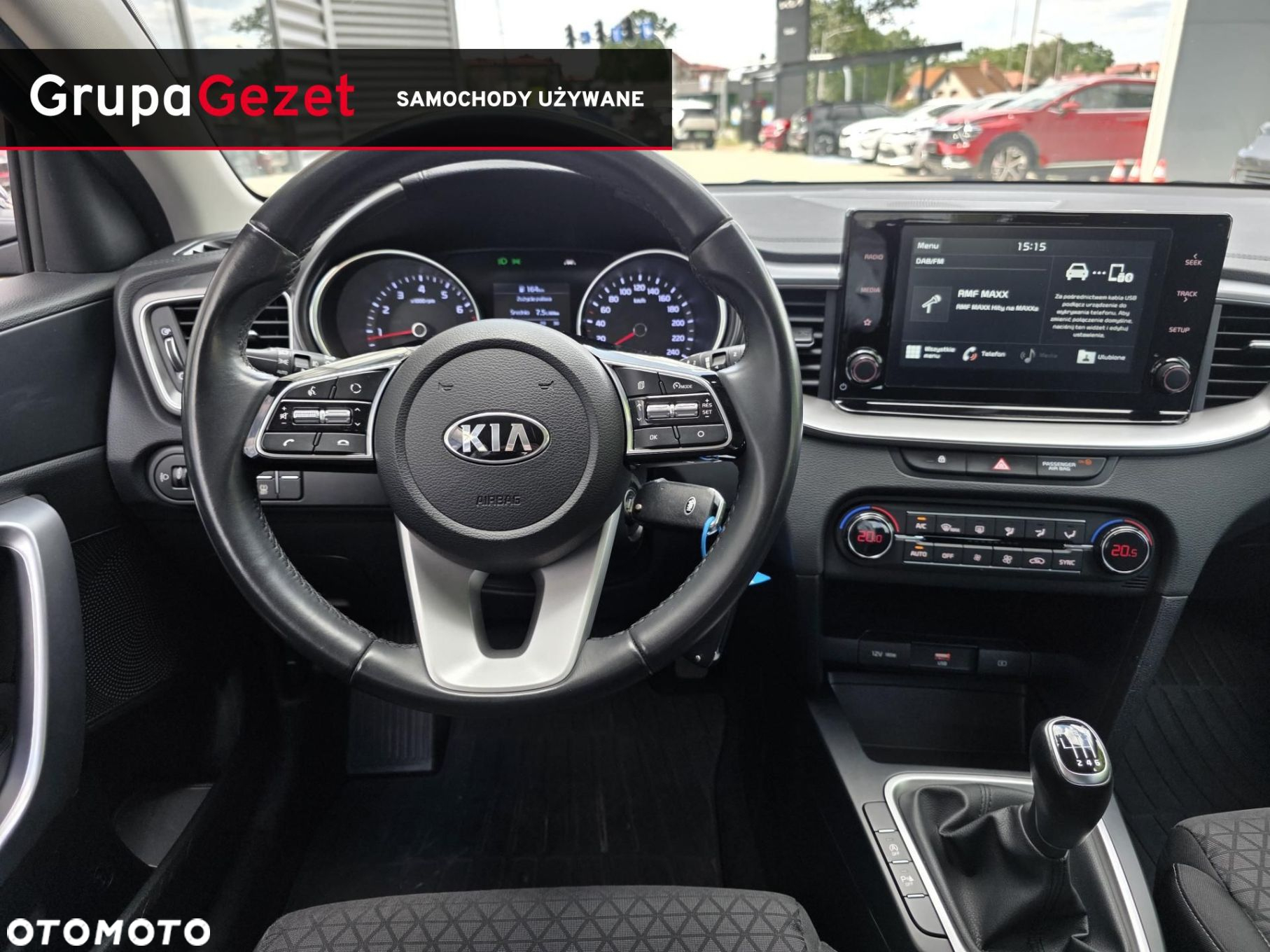 Kia XCeed - 14