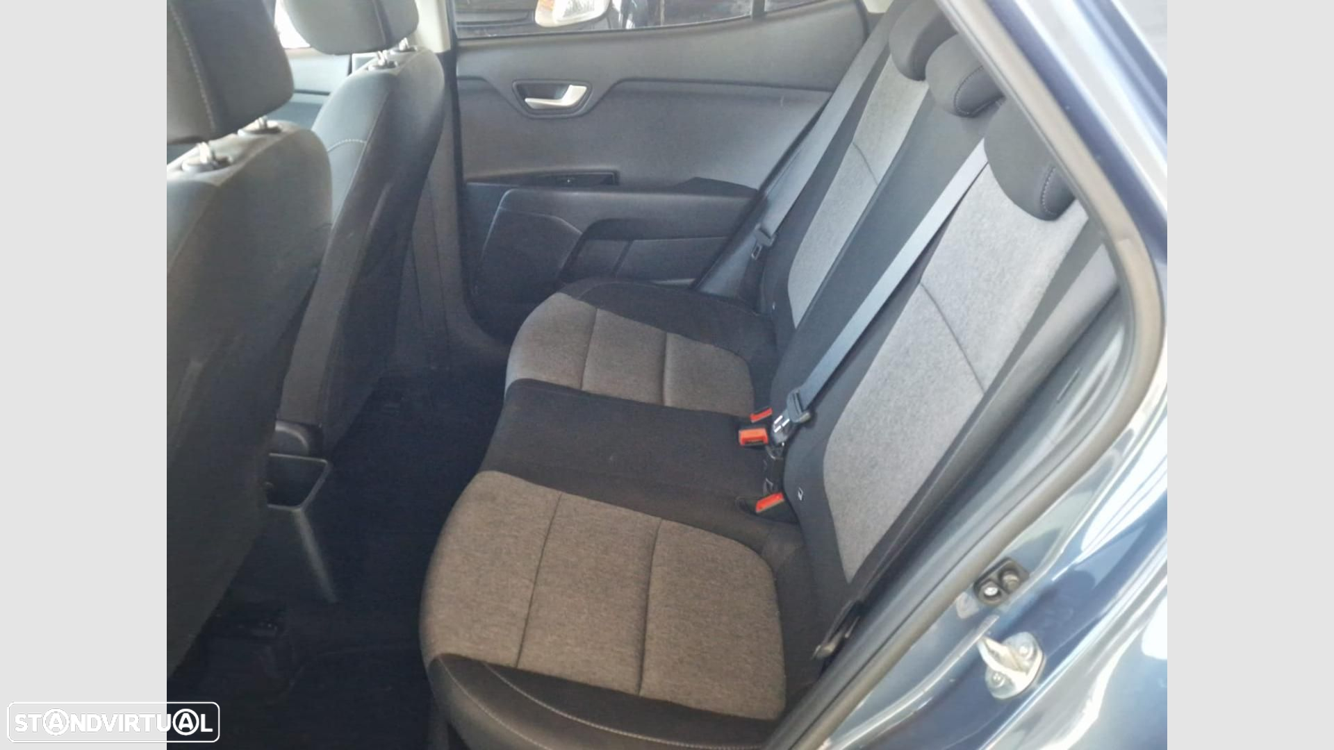Kia Stonic 1.2 Dynamic - 9