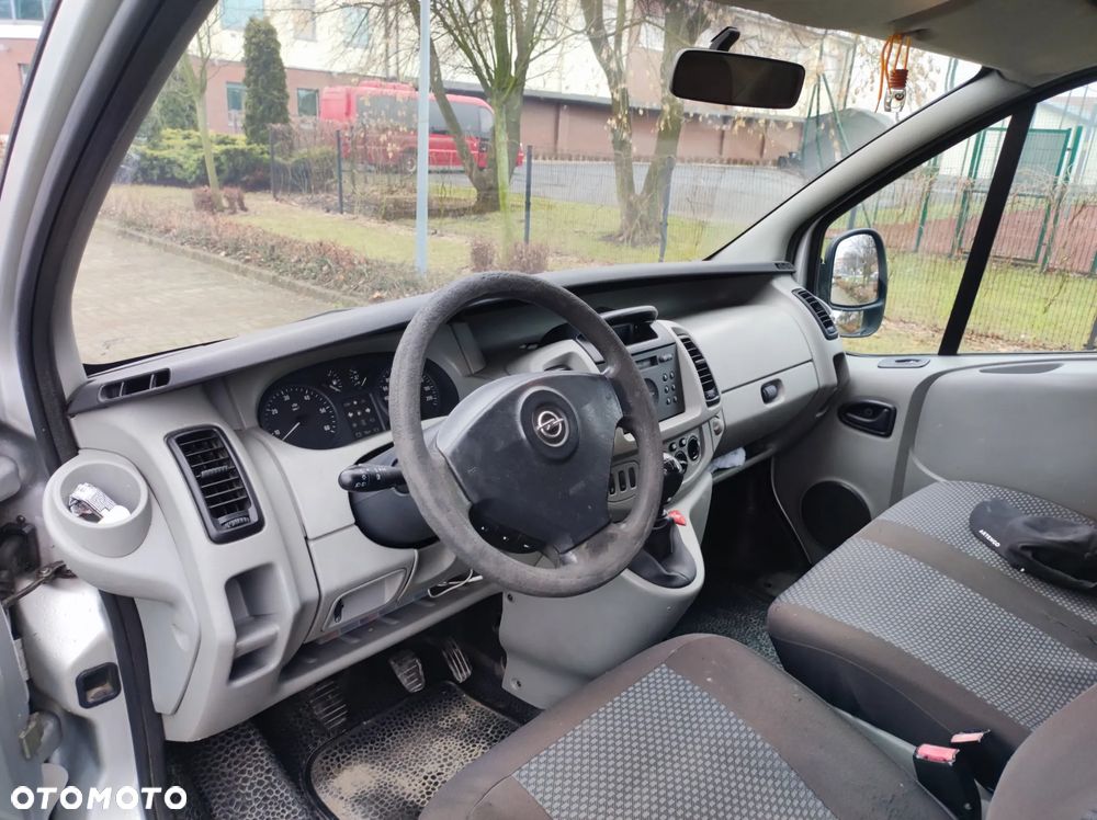 Opel Vivaro - 13
