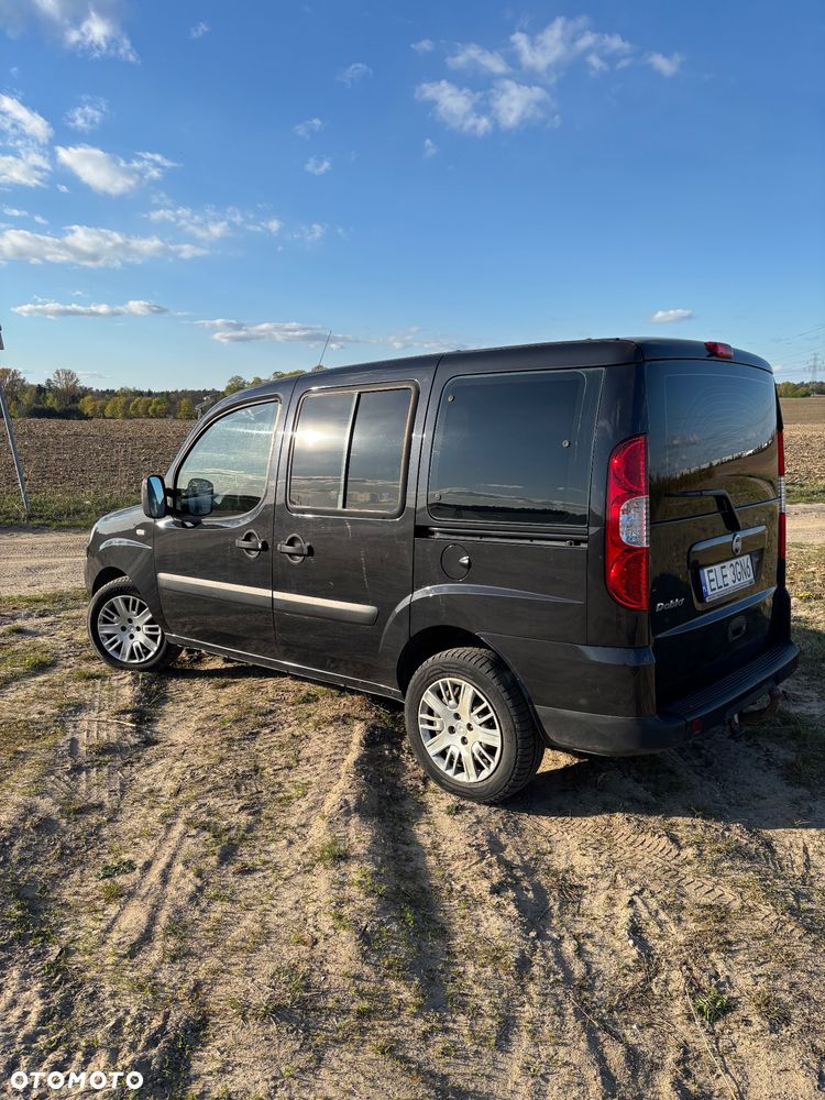 Fiat Doblo 1.4 8V Family - 11