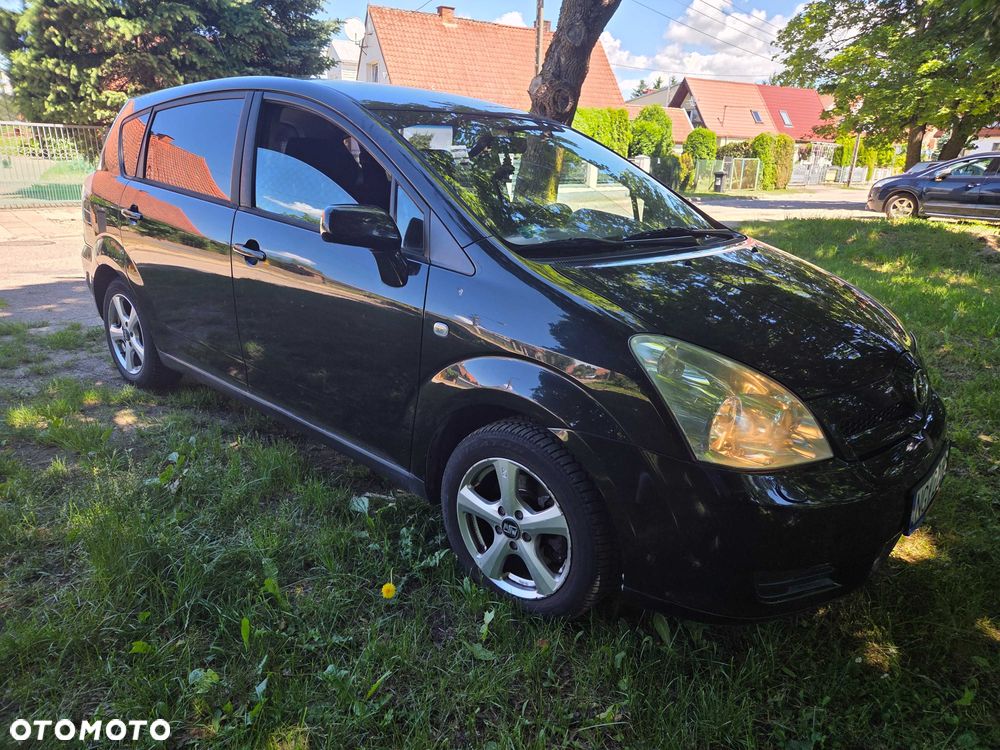 Toyota Verso - 2