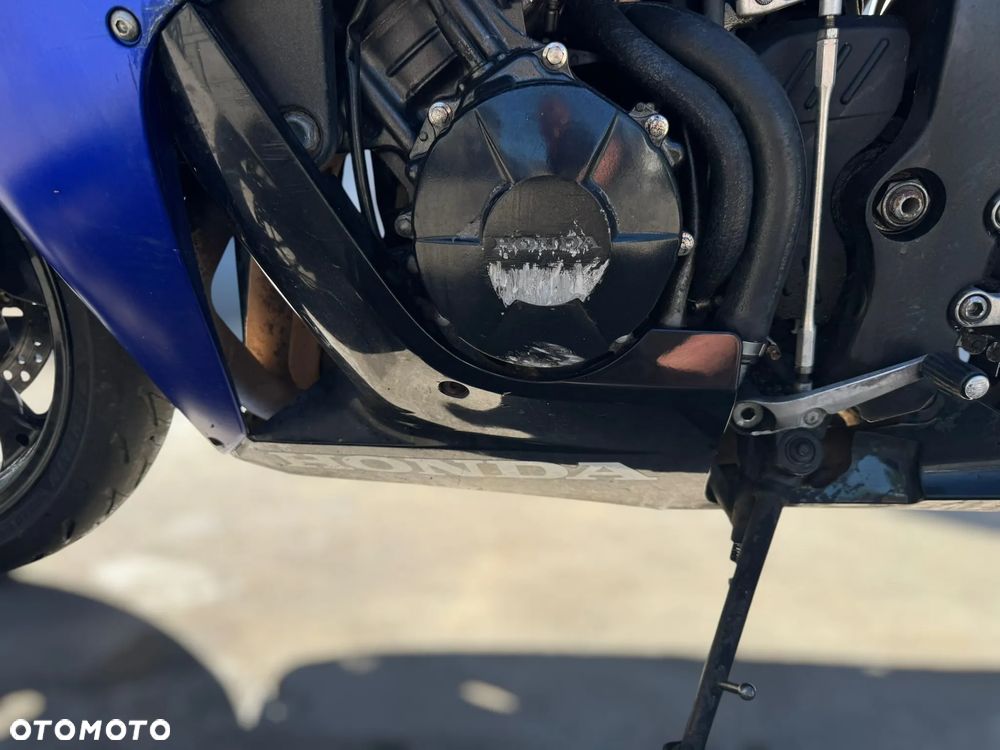 Honda CBR - 18