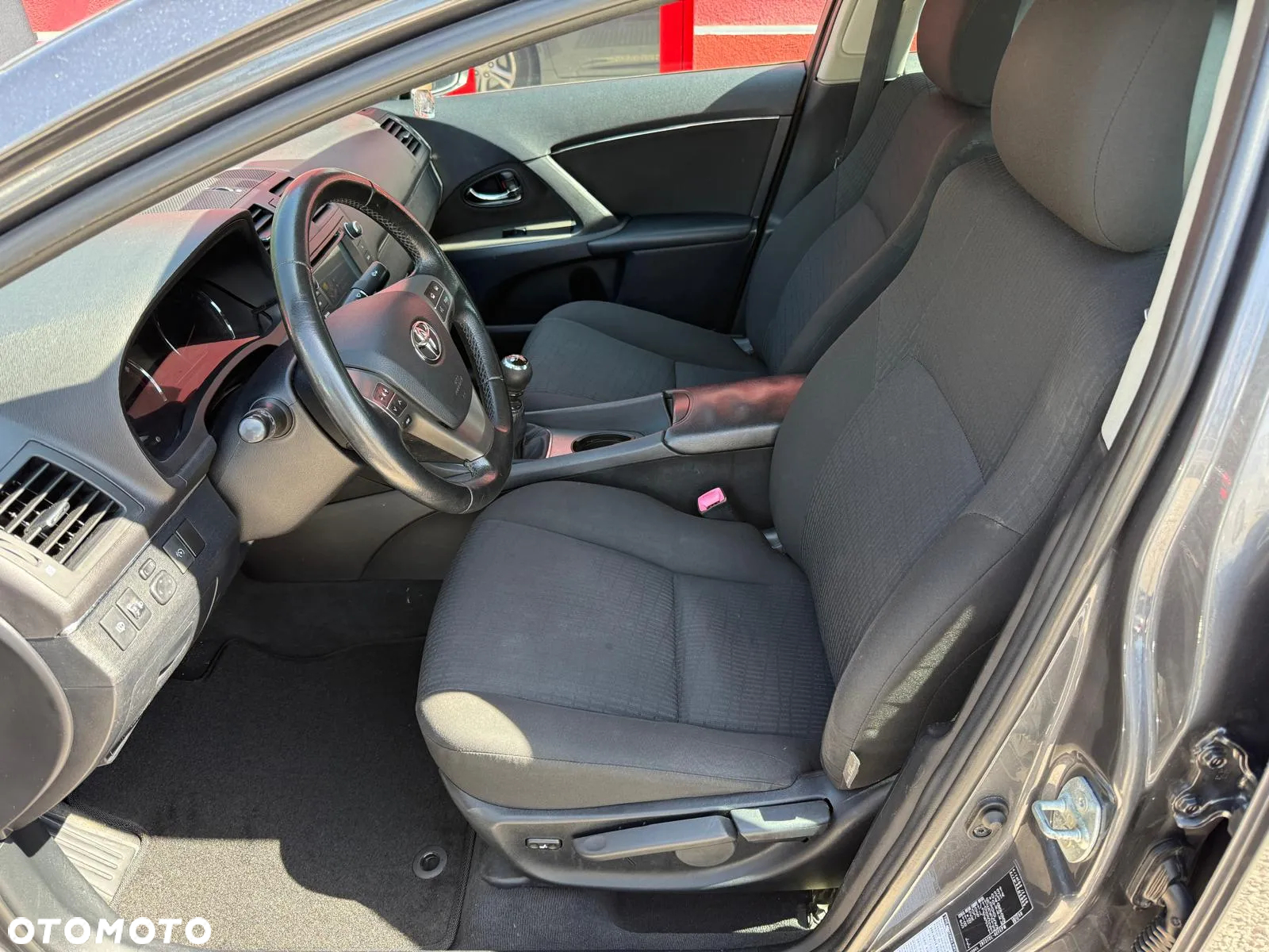 Toyota Avensis 2.0 Prestige NAVI - 5