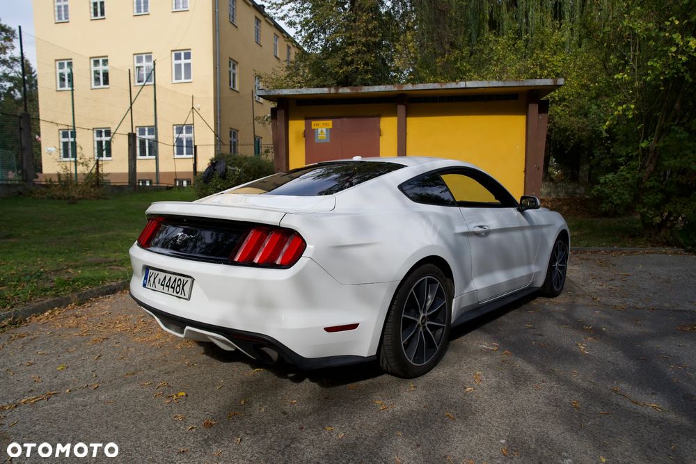 Ford Mustang 2.3 EcoBoost - 6