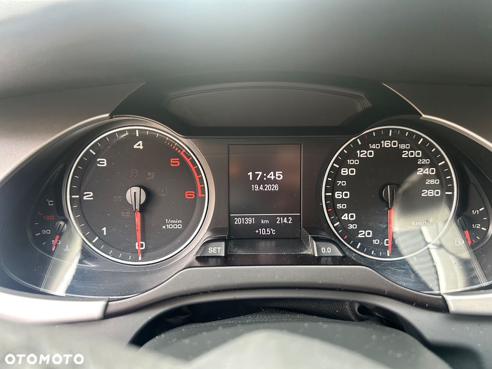 Audi A4 Allroad 2.0 TDI Quattro - 10