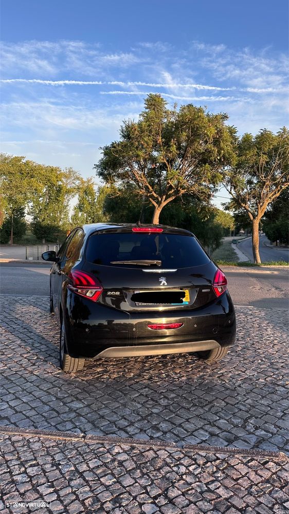 Peugeot 208 1.2 PureTech Style - 2