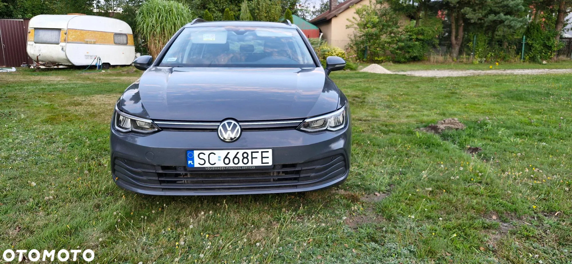 Volkswagen Golf - 6