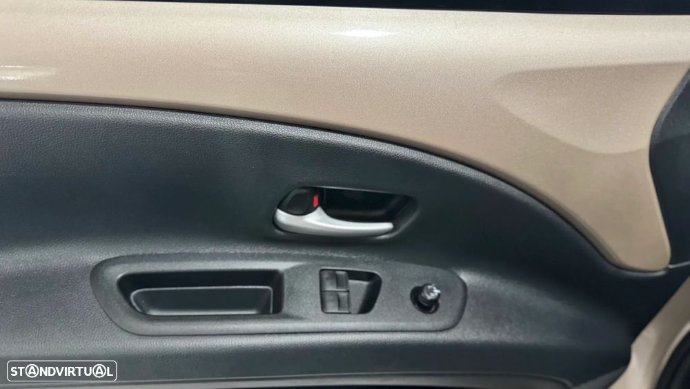 Toyota Aygo X 1.0 Pulse CVT - 10